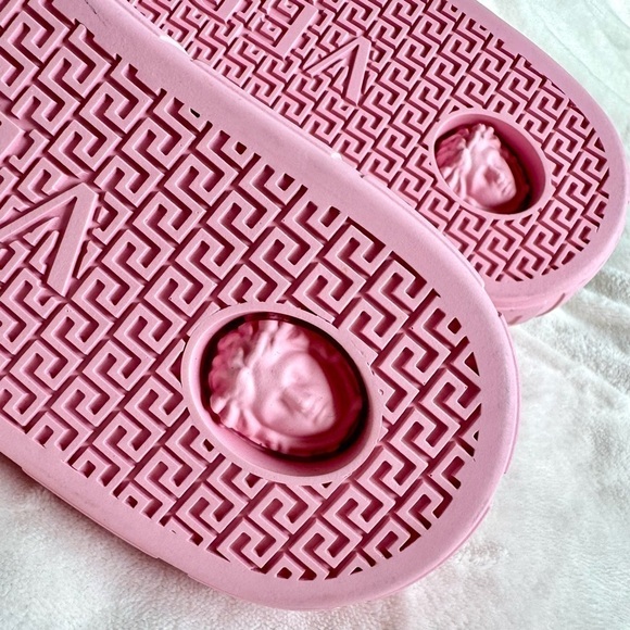 New! VERSACE Shoes, Size 41, Unisex, Versace Greca Lasercut Shoes in Pink - Picture 8 of 13